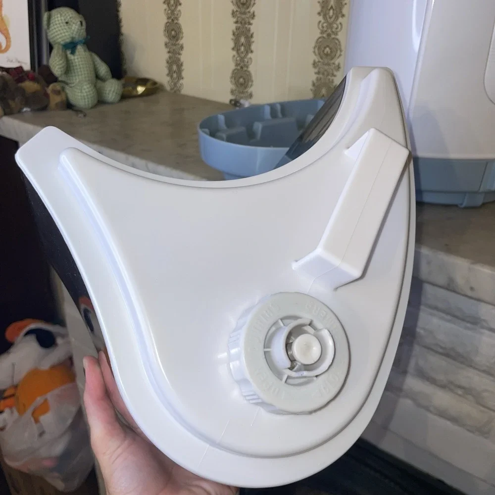 Sunbeam Cool Mist Humidifier SCM1746-UM White ~1.5 gallons